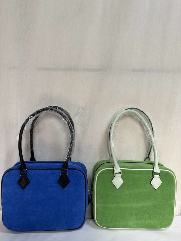 Hermes(完成の前にお客様と連絡して完璧を確認します)