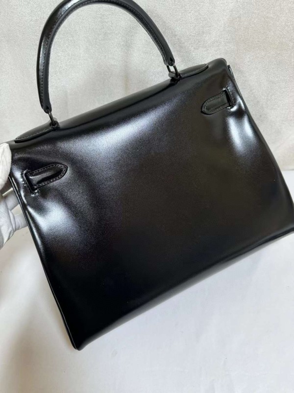 Hermes(完成の前にお客様と連絡して完璧を確認します)