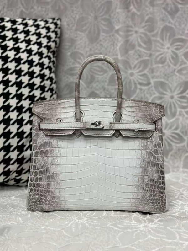 Hermes(完成の前にお客様と連絡して完璧を確認します)
