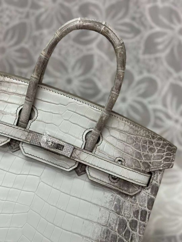 Hermes(完成の前にお客様と連絡して完璧を確認します)