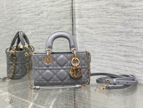 Dior(D-Joy)