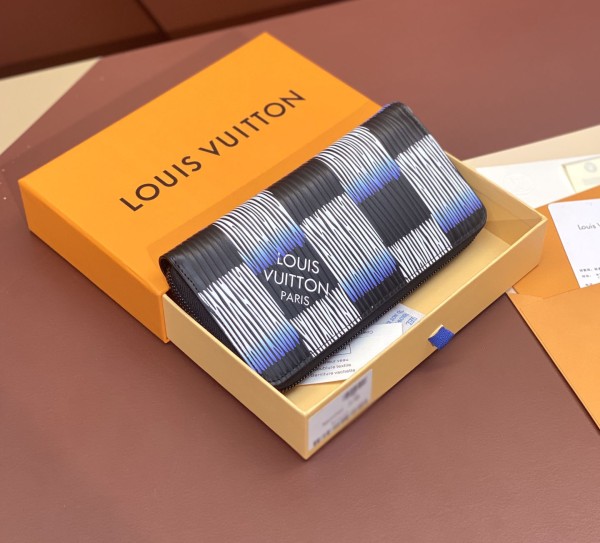Louis Vuitton (Zippy)
