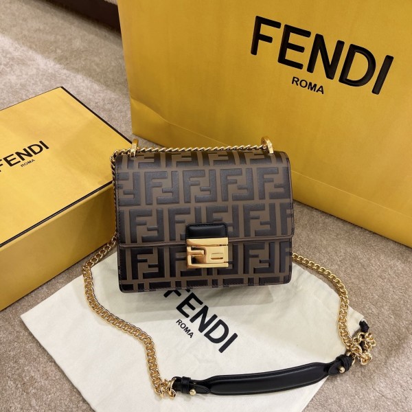 Fendi(Kan)