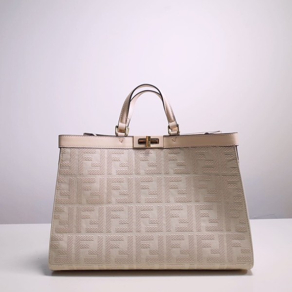 Fendi(Peekaboo)