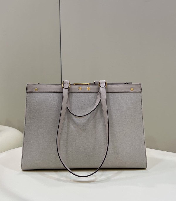 Fendi(Peekaboo)