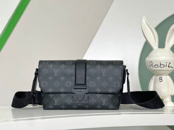 Louis Vuitton(S-Cape)