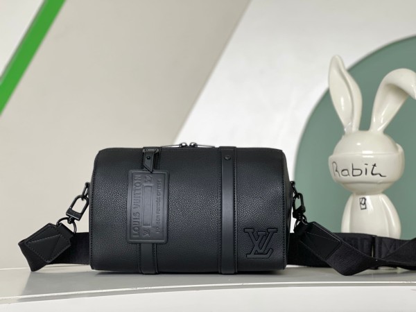 Louis Vuitton( City Keepall)
