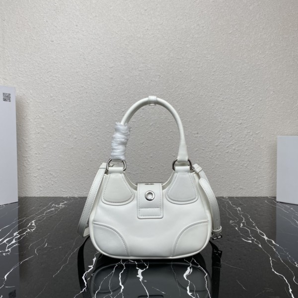 Prada(Moon Bag)