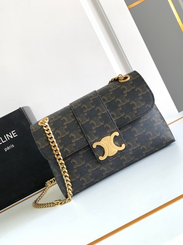 Celine(TEEN VICTOIRE)