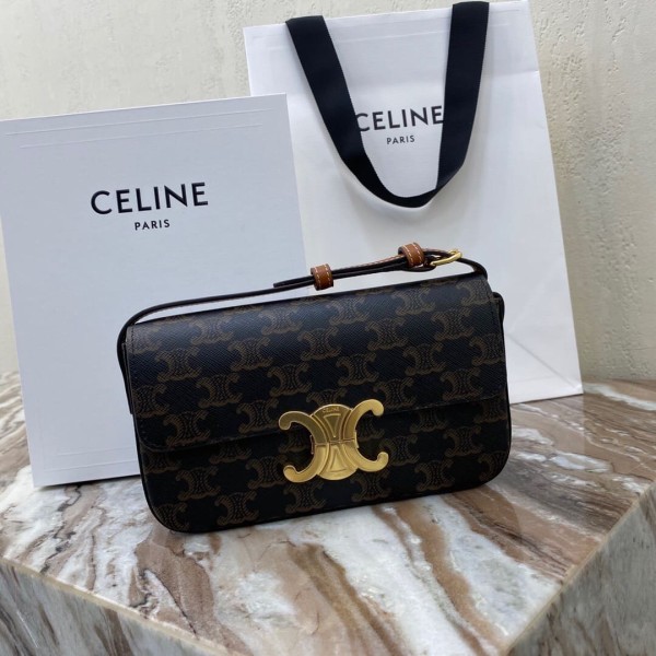 Celine(TRIOMPHE CANVAS)