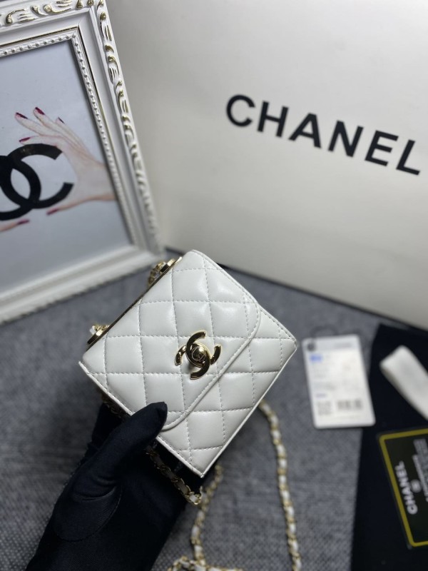 Chanel(L81633)