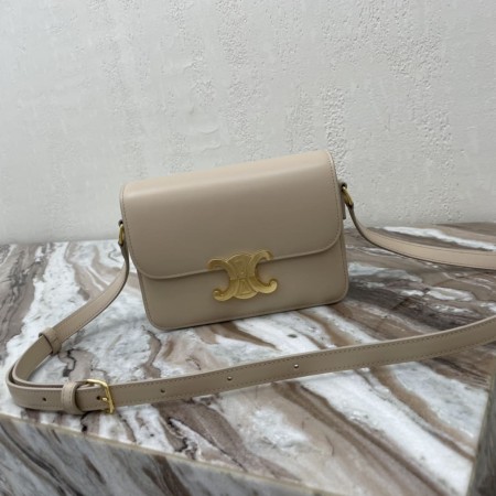 Celine(TEEN TRIOMPHE)