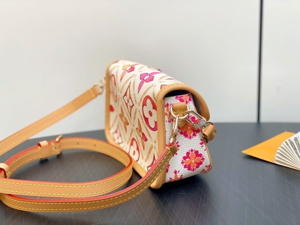Louis Vuitton(Nano Diane)