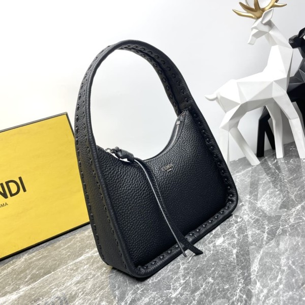 Fendi(Fendessence)