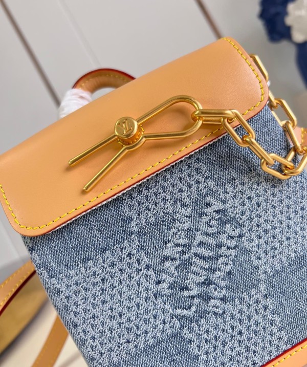 Louis Vuitton(Nano Steamer)