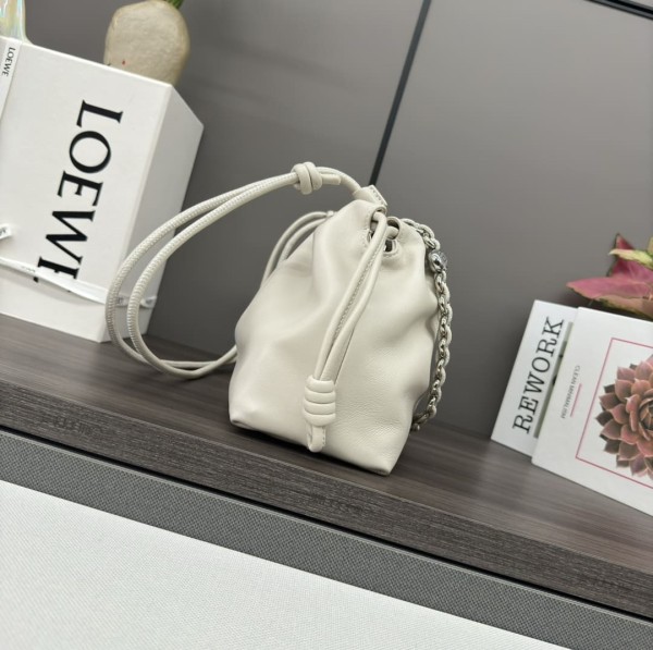 Loewe(Flamenco Purse)