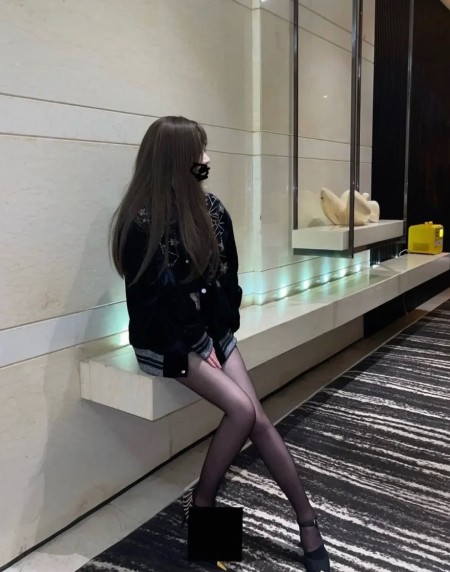 SAINT LAURENT  SLP