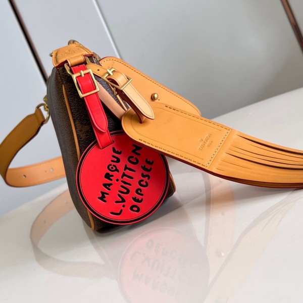 Louis Vuitton(Pochette Accessoire XL)