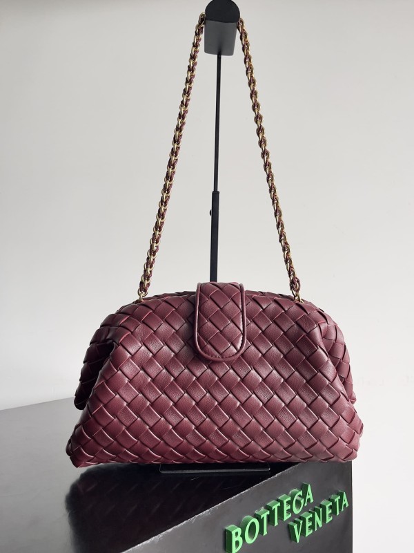 Bottega Veneta(LAUREN  CLUTCH)