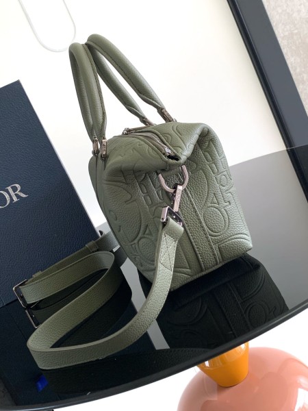 Dior(Weekender 25)