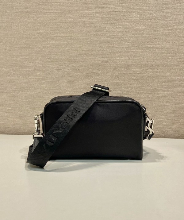 Prada(2VH172)