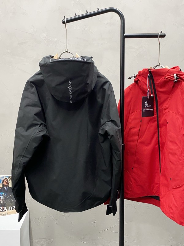 Moncler