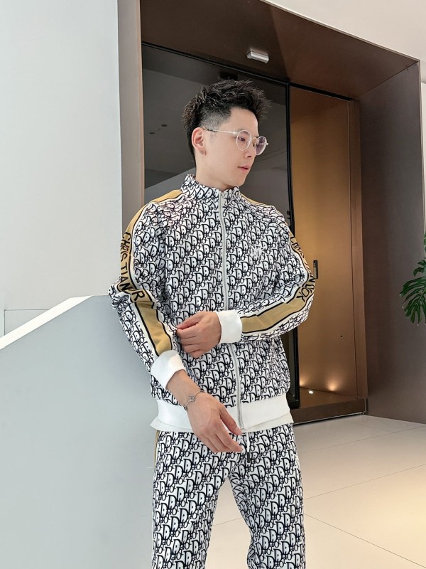 DIOR