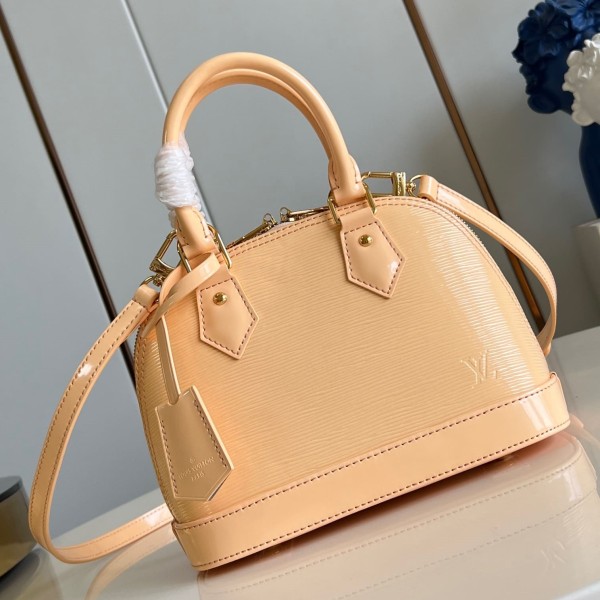 Louis Vuitton(Alma BB)